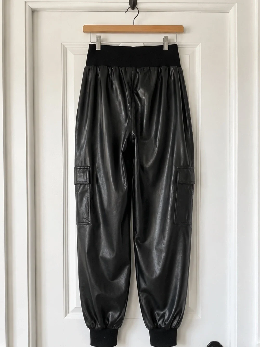 Cinq à Sept Likely Giles Faux-Leather Crop Pants Size XS